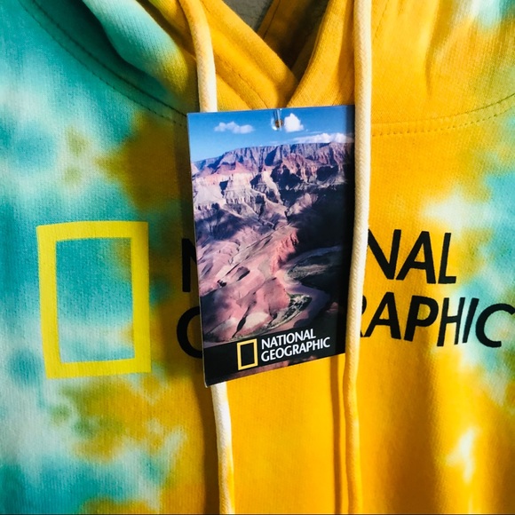 Tie-Dyed Nat Geo Bahamas Hoodie - Picture 5 of 9